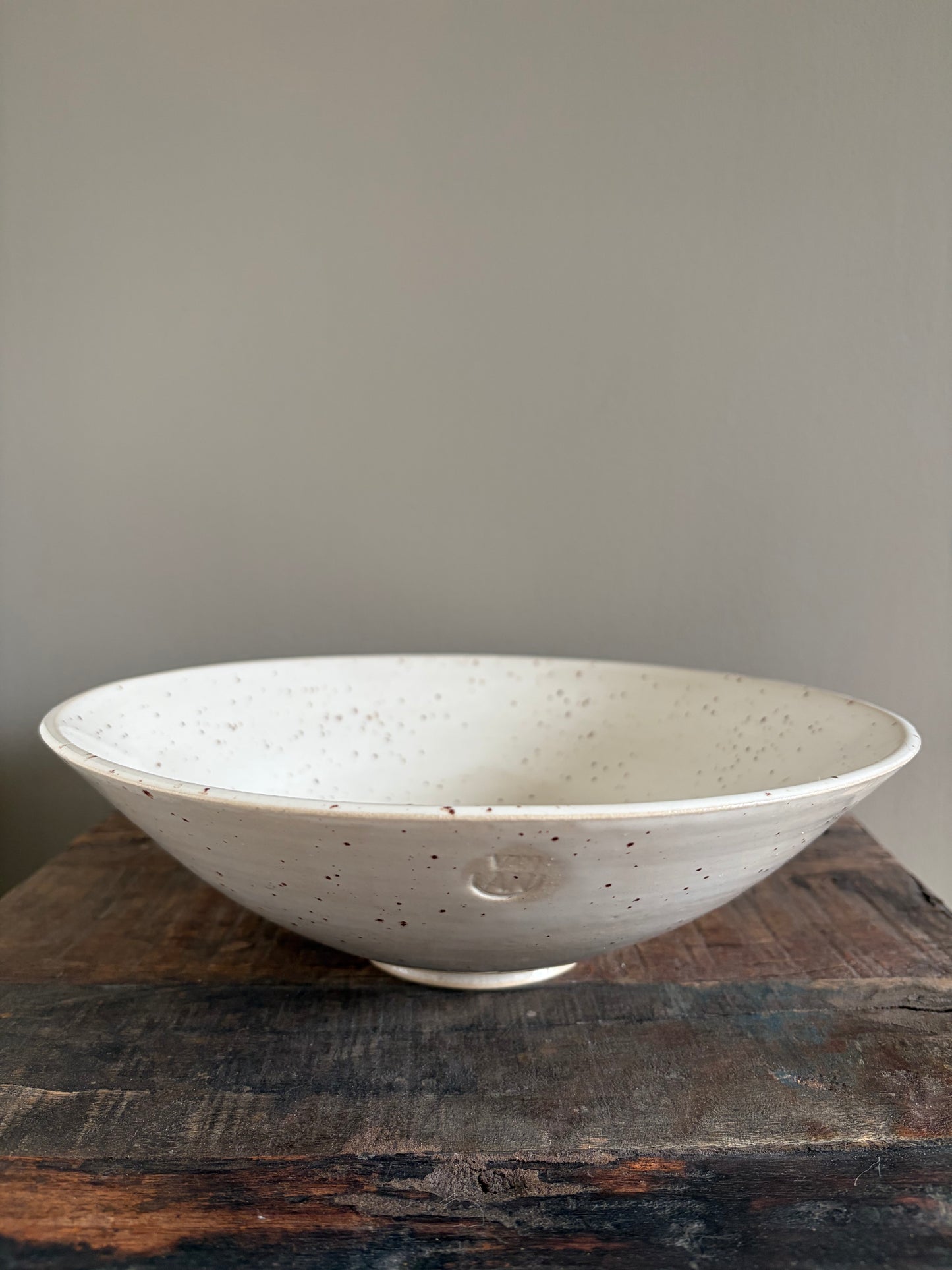 Schaal spikkelglazuur