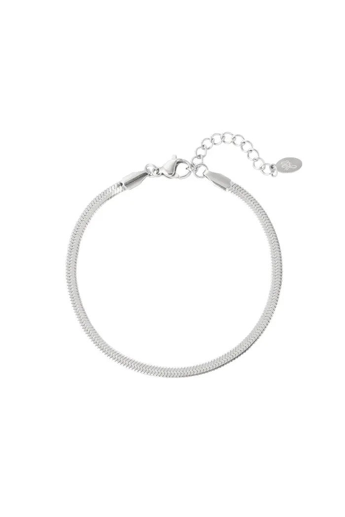 Minimalist Bracelet Silver