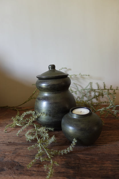 Pot met deksel mat zwart
