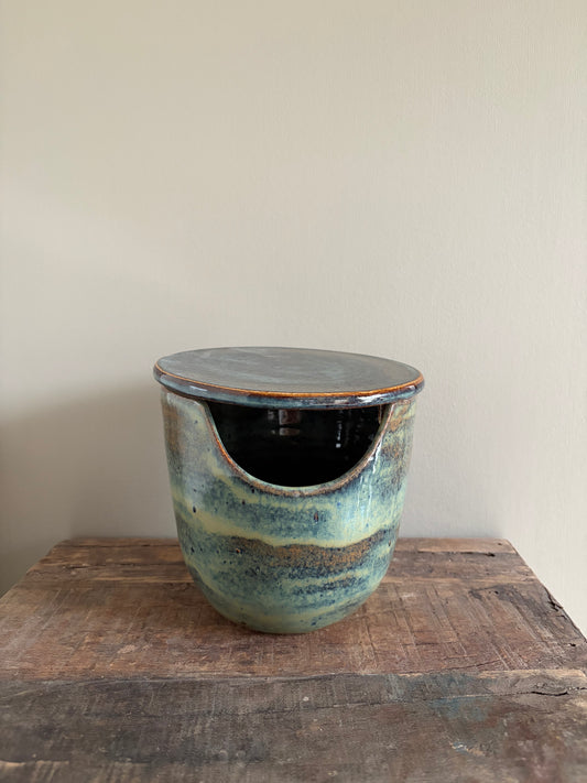 Pot blauwgroen met deksel