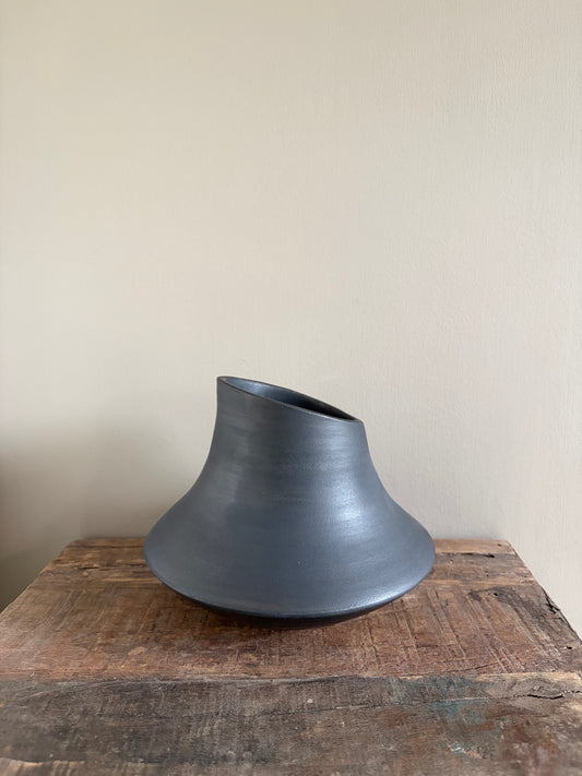 Vaas zwart mat klein