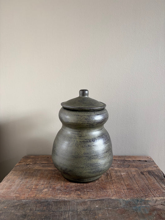 Pot zwart mat met deksel