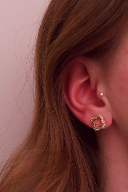 Diamond Clover Earrings Gold