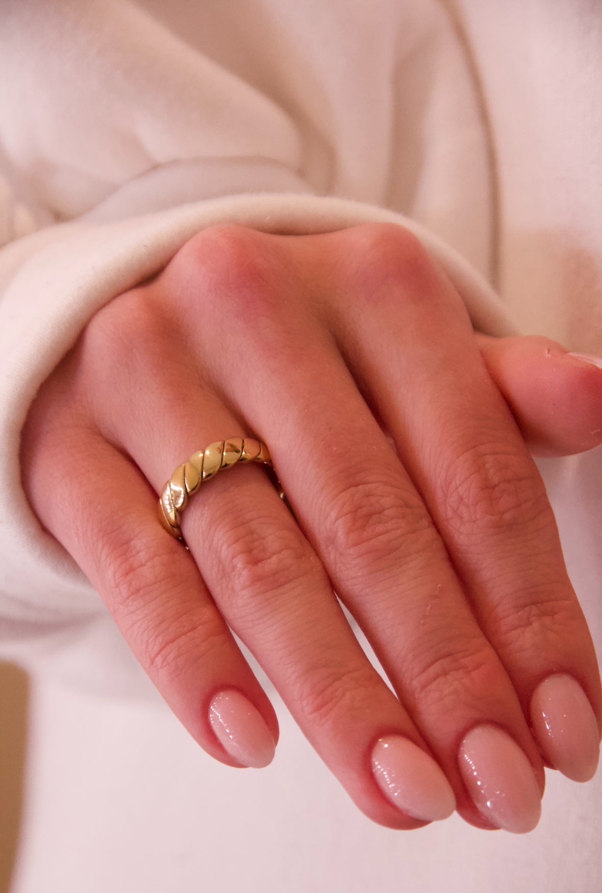 Modern Ring Gold