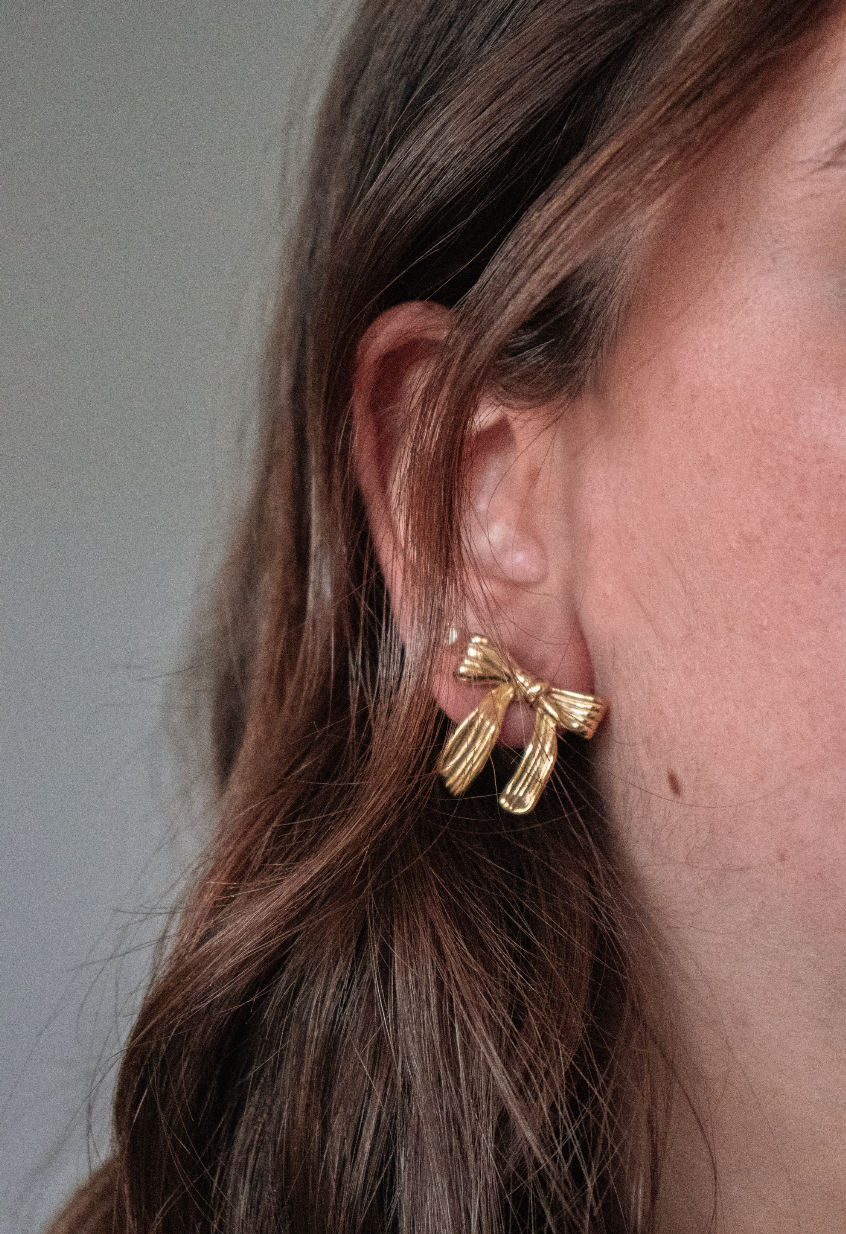 Bow Earrings Gold